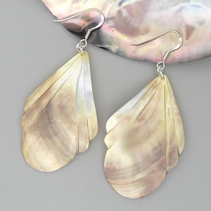 Perlmutt Ohrhänger  -  mother of pearl earrings