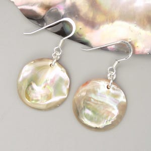 Parelmoer oorbellen rode abalone