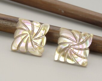 Perlmutt Ohrstecker - mother of pearl stud earrings