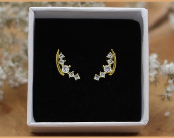 Stud earrings elongated zircon glitter gold