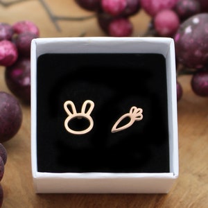 Stud earrings Easter bunny & carrot rose gold image 2