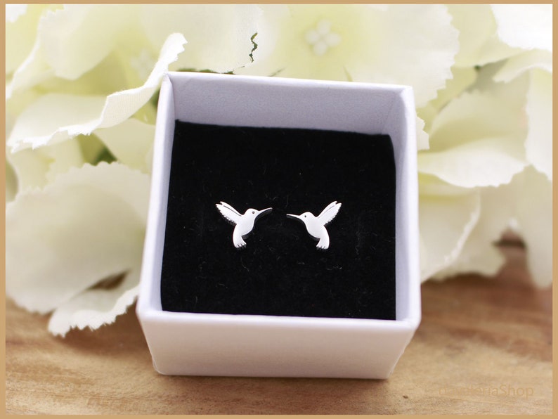 Hummingbird stud earrings silver image 1