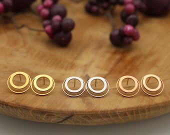 Stud earrings large delicate circles - choice of colors