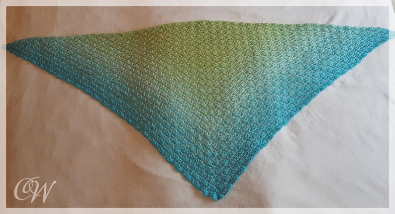 Crochet scarf, shoulder scarf gradient green-turquoise image 3