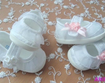 Baby shoes WHITE booties for christening, baptism shoes with bow, wedding, newborn cot shoes soft sole baby ballerina shoes