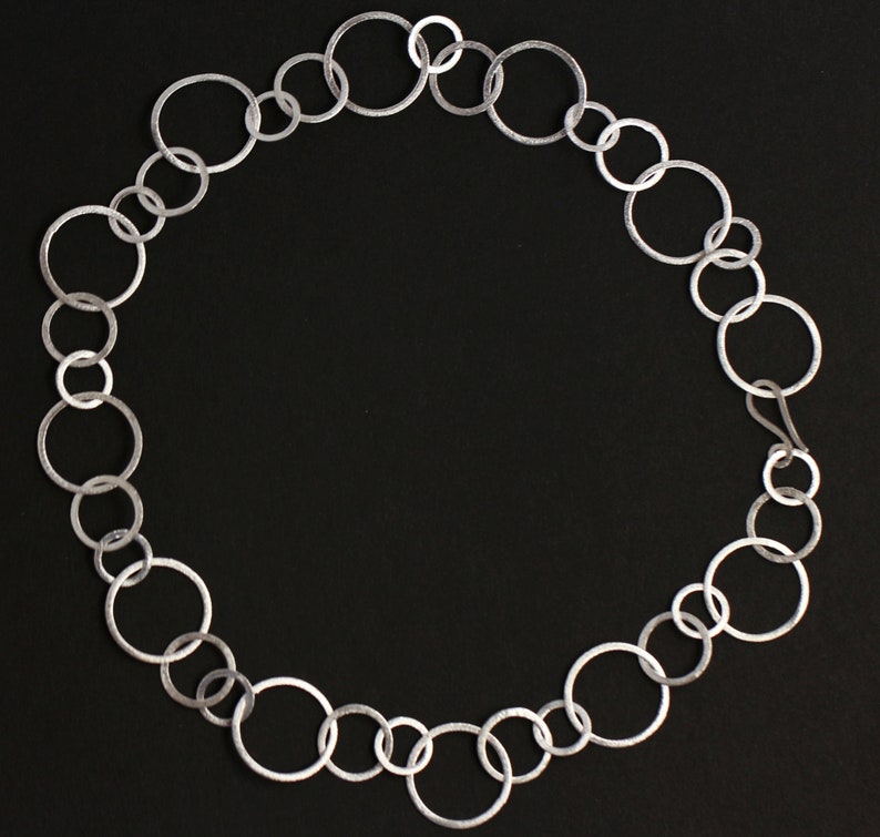 Gliederkette, 925 Silber, große Kreise, eismatt Bild 3