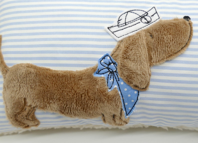 Almohada de peluche Perro salchicha Teckel Perro salchicha con el nombre deseado bordado Almohada de bautismo Perro salchicha pequeño para abrazar Almohada con nombre de perro de caza imagen 5