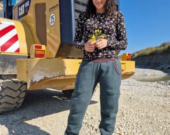 Women's woolen trousers, outdoor trousers, walk, forest green