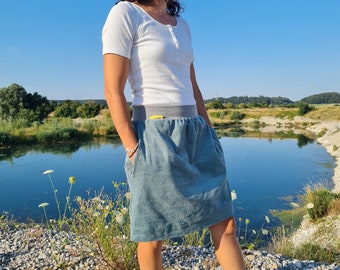 Falda de pana, falda de mujer, verde sombra, falda de pana ancha