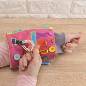 Dementia sensory cuff, Alzheimer fidget activities, Nursing home gifts