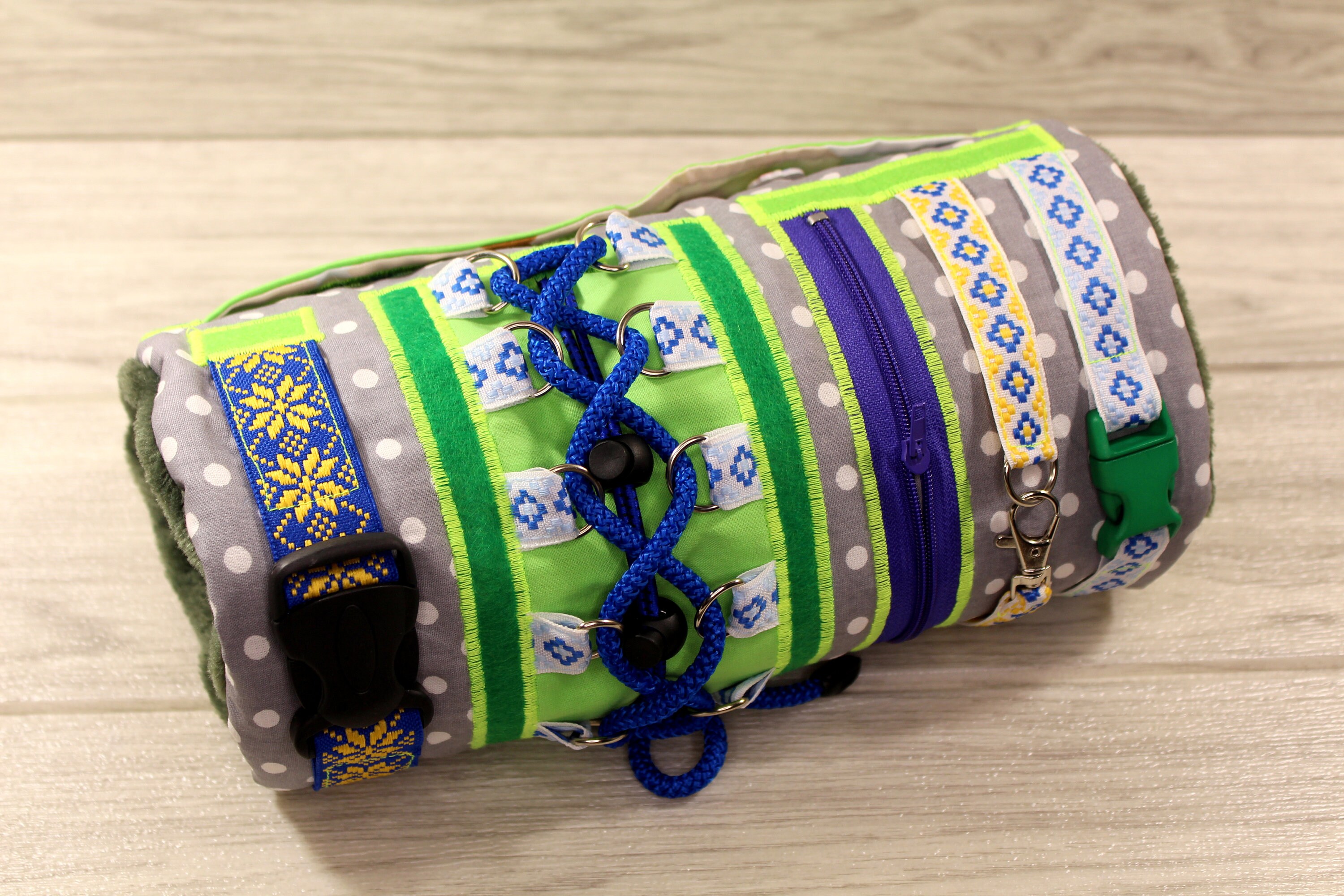 Alzheimers twiddle muff Dementia quilt Adult fidget toy Etsy