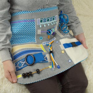 Fidget Apron for Dementia: Sensory Activity Apron, Alzheimer's Gift