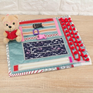 Dementia fidget blanket - Alzheimers fidget quilt - ADHD busy activity sensory blanket dementia - Lap blanket for wheelchair