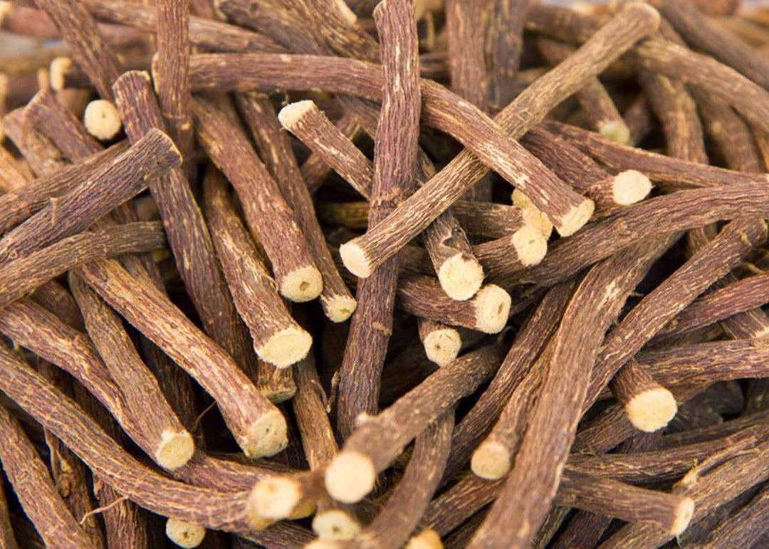 Whole Course Cut Licorice Sticks , Liquorice Dried Chips , Glycyrrhiza