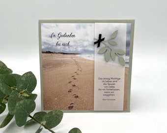 Trauerkarte Strand Spuren Liebe mit Spruch, personalisierbar