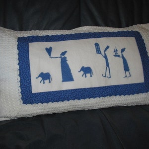 Pillow Cover Blue-white image 1
