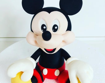 Fondant figures, cake decoration Mickey Mouse