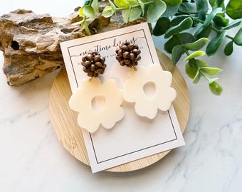5.00 ACRYLIC EARRING SALE!  Cream Acrylic Flower Earrings, Trendy Style, Flower Shape, Fall Earrings, Botanical Earrings