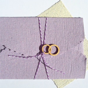 Hochzeitsbrief Büttenpapier flieder, handgeschöpftes Briefpapier zur Hochzeit creme lila für Geldgeschenke und Glückwünsche Bild 1