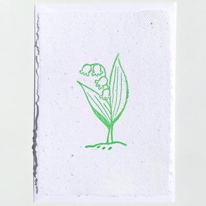 Postkaart Lelietje-van-dalen met scheprand en envelop, handgemaakte wenskaart met postzegelmotief
