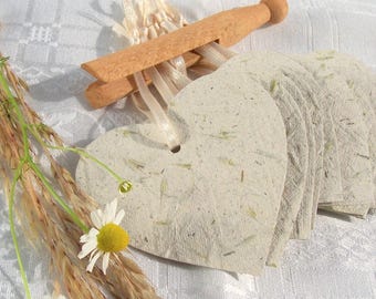 10 hearts grass paper