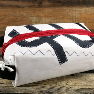 Personalized toiletry bag sail two numbers/letters recycled made of canvas. image 3