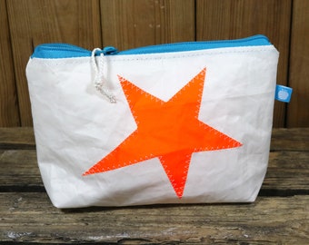 Sail toiletry bag