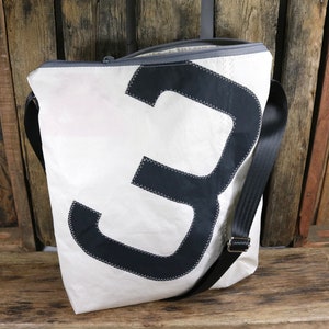 Umhängetasche Segel Upcycling