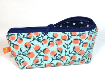 Pencil case cosmetic bag make-up bag made of oilcloth