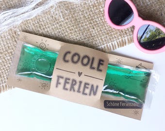 Printable template for a farewell gift at the start of the school holidays, DIY school holiday gift, report card, cool holiday ideas for teachers and students, file for the end of the school year and the start of the holidays