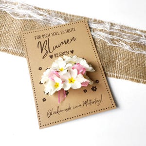 Imprimir modelo de cartão de felicitações - chuva de flores - para imprimir - parabéns pelo dia das mães - parabéns - flores - ideia de presente