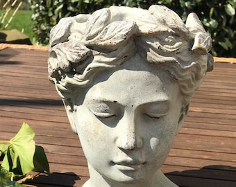 Pflanzkopf ,Frauenkopf, Keramik, 16x15x22 cm oder 18x17x27cm Figur Pflanzbüste, Büste, Blumentopf, Übertopf, Jardiniere,Pflanztopf, Beton