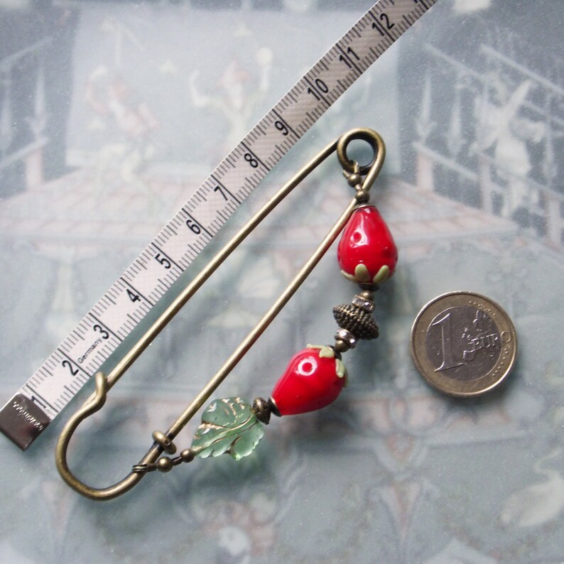 Large kilt needle strawberry, 10 cm bronze jewelry needle with lampwork bead image 6