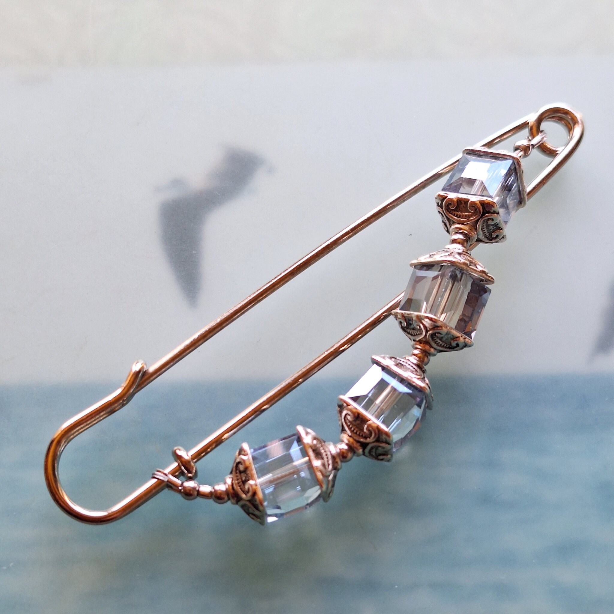 large silver-colored shawl pin water blue crystal cubes, color aquamarine kilt pin N10-S-1