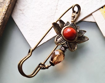 Scarf pin sun lotus with holite and crystal, sparkling scarf pin in yellow and bronze N-7-AB-37