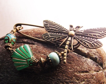 Dragonfly green opal kilt pin, large bronze safety pin