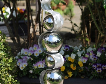 Sculpture Fantasia stainless steel balls/flamed granite