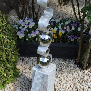 Skulptur Fantasia Edelstahlkugeln/geflammter Grani Bild 6