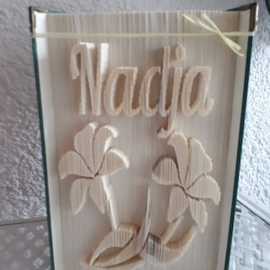 Buchfaltkunst Geburtstag Motive Namen Blume