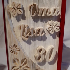 Buchfaltkunst Geburtstag mit Blumen Symbole Gitarre Fußball Logo Musik