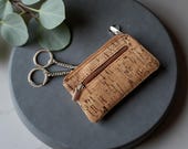 Personalisierte Schlüsseltasche aus Natur Kork, Schlüsselmäppchen Gravur, nachhaltig, vegan, kleines Portemonnaie, Geschenkidee Weihnachten