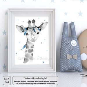 A4 / A3, immagini della cameretta dei bambini, immagini della camera dei bambini, poster della camera dei bambini, decorazione della camera dei bambini - giraffa - boho, piuma, blu, grigio, ragazza, ragazzo