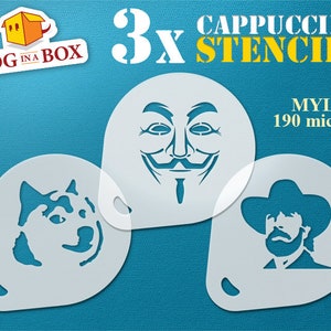 Könnte beinhalten: Drei Cappuccino-Schablonen aus Mylar, die einen Hund, eine Guy-Fawkes-Maske und einen Cowboy zeigen. Die Schablonen sind weiß auf türkisblauem Hintergrund. Der Text "DOG IN A BOX" und "3X CAPPUCCINO STENCILS" ist ebenfalls sichtbar.