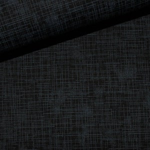 Könnte beinhalten: Schwarzer Stoff mit einer dezenten gewebten Textur. Der Stoff hat ein leicht raues Gefühl und eine dunkle, fast anthrazitfarbene Farbe.