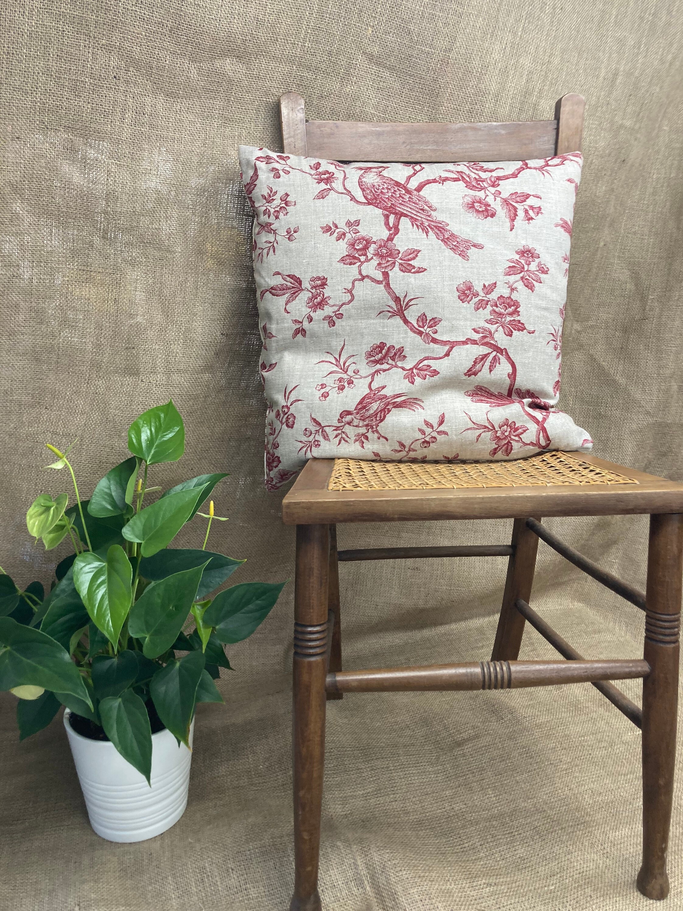 Hand Crafted 18 Red Bird Toile Linen Fabric Cushion Etsy.de