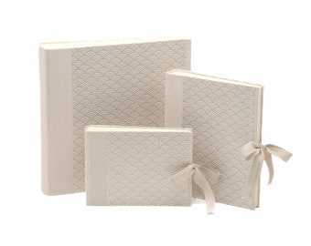 Photo album / guest book with / without ribbon