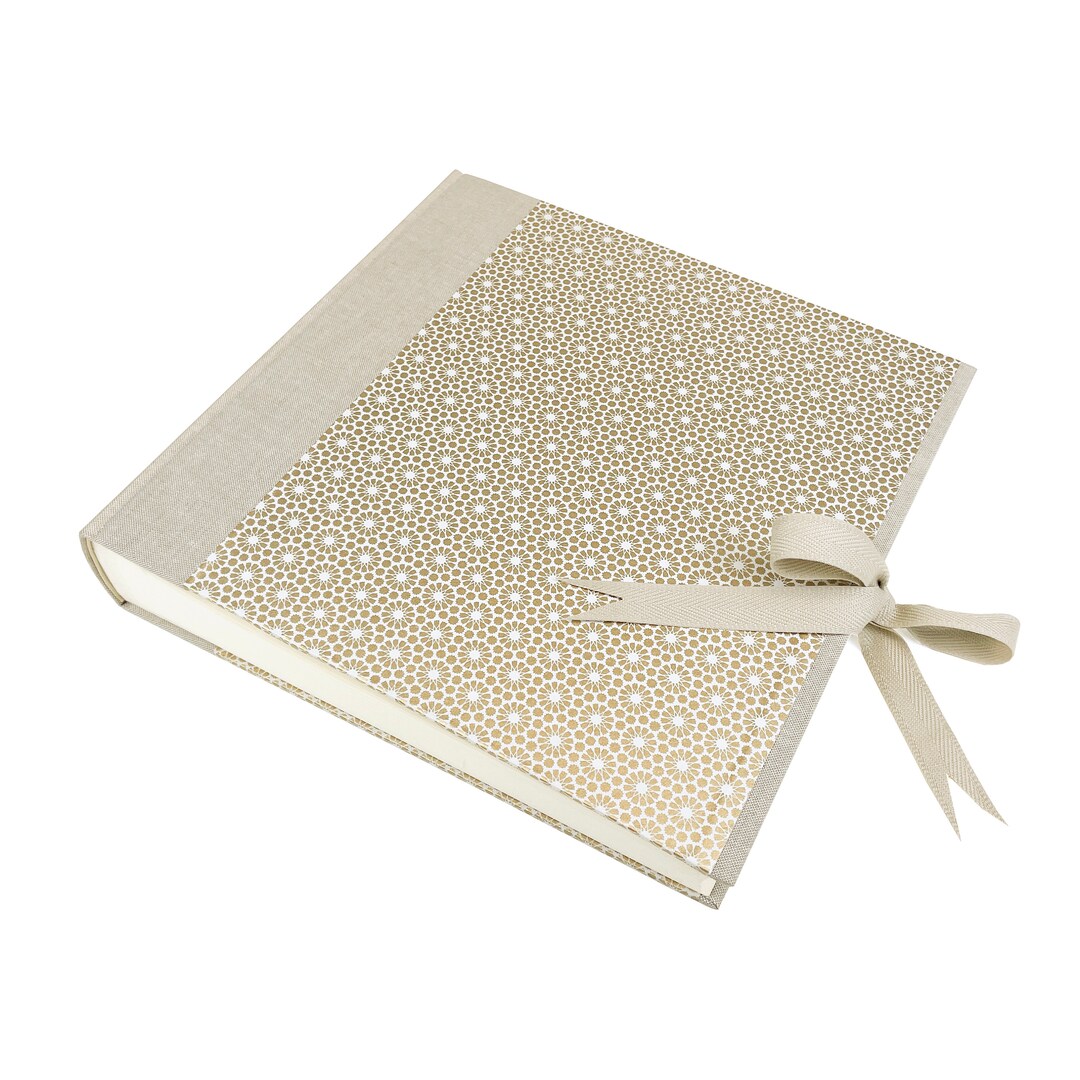 Without A Ribbon Photo Album / Guest Book With High-quality Chiyogami Even Without a ...