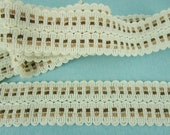 Remaining quantity two narrow Posamentenborten in the middle joined beige brown caramel (1.80 m) 55-10-18