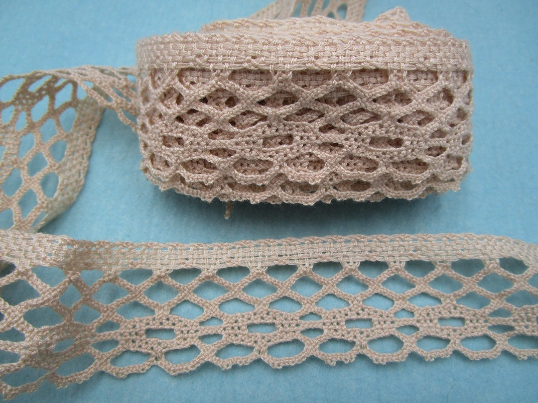 1.50 M Narrow Fine Bobbin Lace Trim Beige Vintage (4.5 Cm Wide) 54-4-23 ...