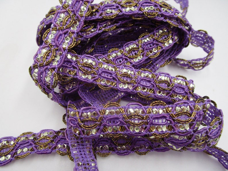 Bordure tissée orientale étroite de 1 m violet avec décoration dorée et petites paillettes 2 cm de large 66-9-21 image 4